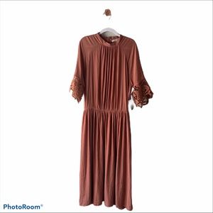 Beautiful NWT dress. Forever 21